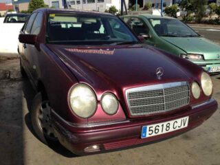 MANDO LUCES MERCEDES-BENZ CLASE E (BM 210) BERLINA 220 Diesel (210.004) - fotografía 2