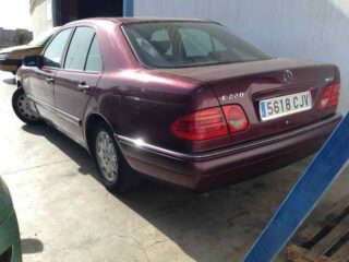 MANDO LUCES MERCEDES-BENZ CLASE E (BM 210) BERLINA 220 Diesel (210.004) - fotografía 5