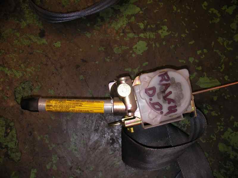 CINTURON SEGURIDAD DELANTERO DERECHO TOYOTA RAV4 FUNCRUISER (A1) Básico