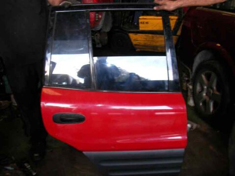 LUNA TRASERA DERECHA TOYOTA RAV4 FUNCRUISER (A1) Básico