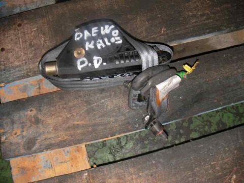 CINTURON SEGURIDAD DELANTERO DERECHO DAEWOO KALOS 1.2 SE