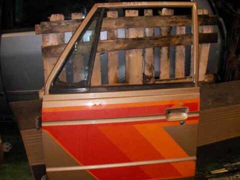 PUERTA DELANTERA IZQUIERDA MITSUBISHI MONTERO (L040) 2500 TD (2-ptas.)
