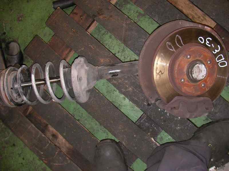 AMORTIGUADOR DELANTERO DERECHO BMW SERIE 3 BERLINA (E30) 318i