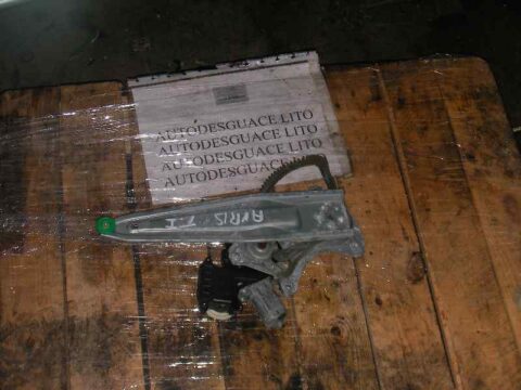 ELEVALUNAS TRASERO IZQUIERDO TOYOTA AURIS (E15) Básico