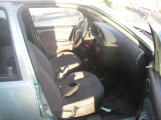 LUNA DELANTERA IZQUIERDA FORD FIESTA BERLINA (DX) Básico - fotografía 3