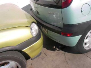 PUENTE TRASERO OPEL CORSA C Club - fotografía 7