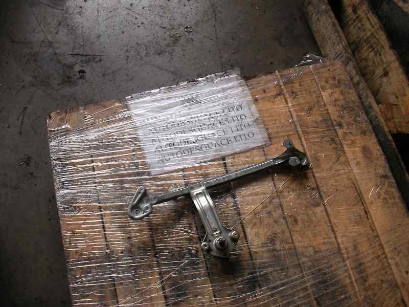 ELEVALUNAS TRASERO IZQUIERDO OPEL CORSA C Club