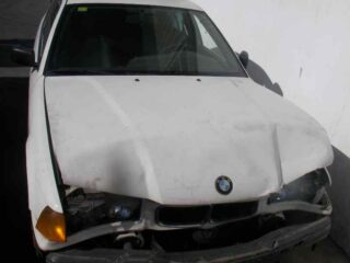 LUNA TRASERA DERECHA BMW SERIE 3 BERLINA (E36) 318i SE - fotografía 5