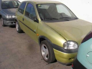 COLECTOR ADMISION OPEL CORSA B Top (E) - fotografía 2