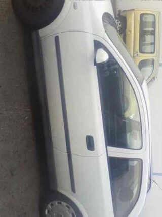 RAMPA INYECTORA OPEL ASTRA G BERLINA Club - fotografía 1
