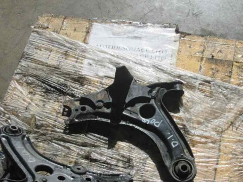 BRAZO SUSPENSION INFERIOR DELANTERO IZQUIERDO VOLKSWAGEN POLO IV (9N1) GT