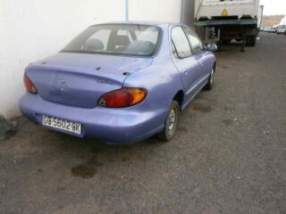 MANDO ELEVALUNAS DELANTERO IZQUIERDO HYUNDAI LANTRA BERLINA (RD) 1.6 GLS - fotografía 3