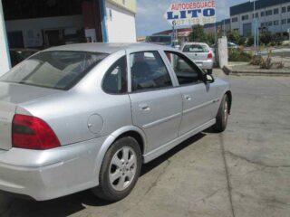 NO IDENTIFICADO OPEL VECTRA B BERLINA Elegance - fotografía 6