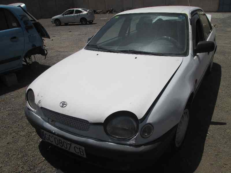 FARO DERECHO TOYOTA COROLLA (E11) 2.0 D Linea Terra Sedán (4-ptas.)