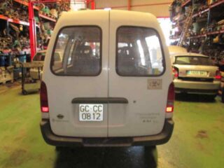 CERRADURA PUERTA TRASERA DERECHA NISSAN VANETTE CARGO (HC23) Familiar (5 asientos) - fotografía 6