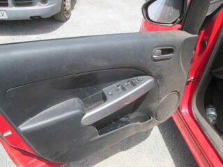 CERRADURA PUERTA TRASERA IZQUIERDA MAZDA 2 BERLINA (DE) 1.3 Iruka (5-ptas.)(55kW) - fotografía 7