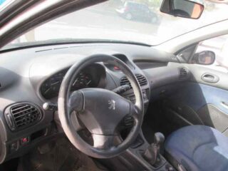NO IDENTIFICADO PEUGEOT 206 XR - fotografía 2