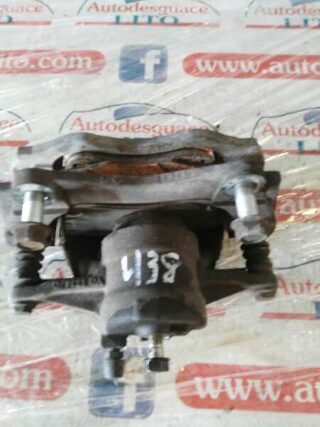 PINZA DE FRENO DELANTERA DERECHA TOYOTA AVENSIS BERLINA (T25) 1.8 Sol Sedán (4-ptas.) - fotografía 2