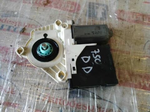 MOTOR ELEVALUNAS DELANTERO DERECHO SEAT ALTEA XL (5P5) Reference