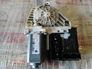 MOTOR ELEVALUNAS DELANTERO DERECHO SEAT ALTEA XL (5P5) Reference - fotografía 2