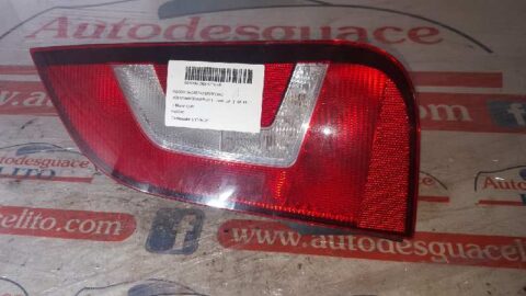 PILOTO TRASERO DERECHO VOLKSWAGEN UP (121) move up