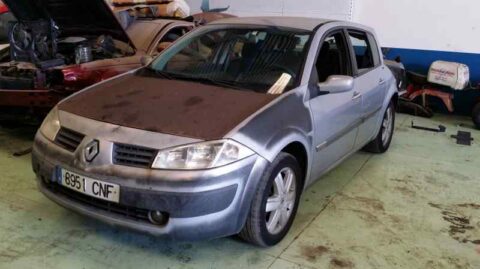 BANDEJA TRASERA RENAULT MEGANE II BERLINA 3P Authentique