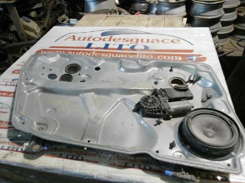 ELEVALUNAS DELANTERO IZQUIERDO VOLKSWAGEN PASSAT BERLINA (3B3) Advance