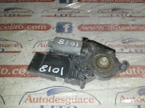 MOTOR ELEVALUNAS DELANTERO IZQUIERDO VOLKSWAGEN PASSAT BERLINA (3B3) Advance