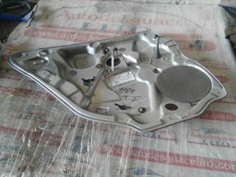 ELEVALUNAS TRASERO IZQUIERDO VOLKSWAGEN POLO IV (9N3) Match
