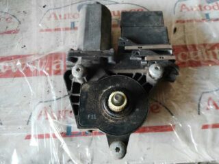 MOTOR ELEVALUNAS TRASERO IZQUIERDO SKODA OCTAVIA COMBI (1U5) Ambiente - fotografía 2