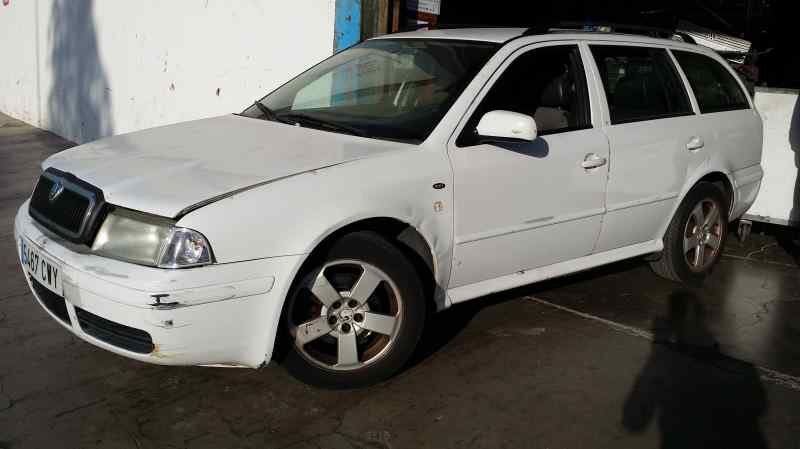 LUNA TRASERA DERECHA SKODA OCTAVIA COMBI (1U5) Ambiente