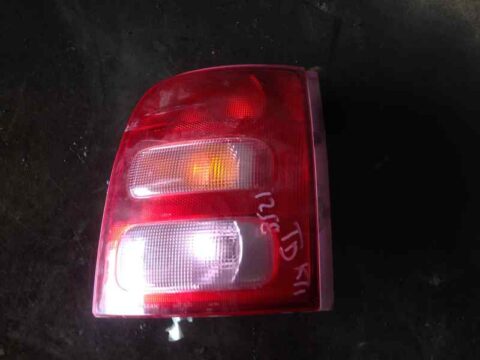 PILOTO TRASERO DERECHO NISSAN MICRA (K11) Comfort