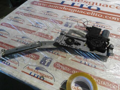 ELEVALUNAS DELANTERO DERECHO OPEL VECTRA A CD