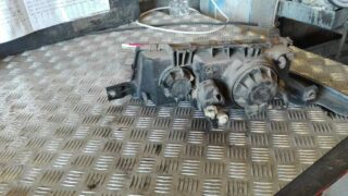FARO DERECHO SSANGYONG MUSSO 2.9 D - fotografía 2