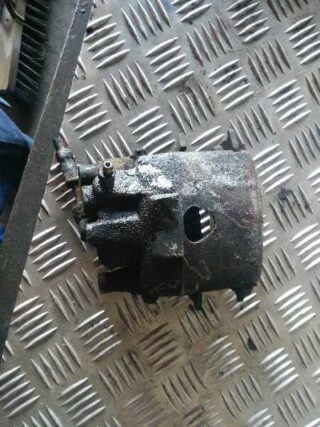 PINZA DE FRENO DELANTERA DERECHA VOLKSWAGEN POLO III (6N1) Air - fotografía 1