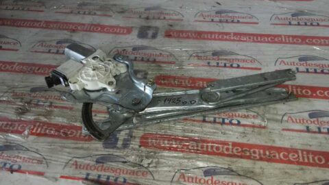 ELEVALUNAS DELANTERO DERECHO TOYOTA COROLLA (E12) 1.4 C monovolumen