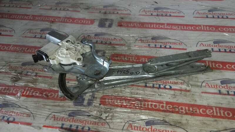 ELEVALUNAS DELANTERO DERECHO TOYOTA COROLLA (E12) 1.4 C monovolumen