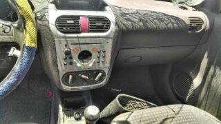 ELEVALUNAS DELANTERO IZQUIERDO OPEL CORSA C Edition - fotografía 8