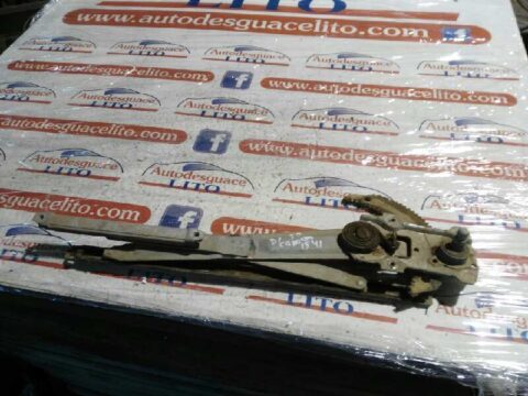 ELEVALUNAS DELANTERO IZQUIERDO TOYOTA