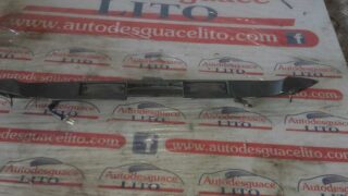 MOLDURAS TRASERAS TOYOTA HI-ACE HiAce Caja cerrada TD - fotografía 3