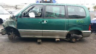 CAJA CAMBIOS NISSAN SERENA (C23M) 2.3 SLX Diesel - fotografía 4