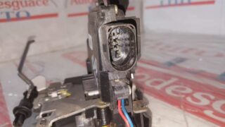 CERRADURA PUERTA TRASERA DERECHA AUDI A4 BERLINA (8E) 1.8 T - fotografía 2