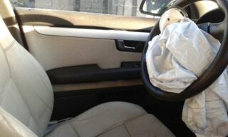 CERRADURA PUERTA TRASERA DERECHA AUDI A4 BERLINA (8E) 1.8 T - fotografía 6