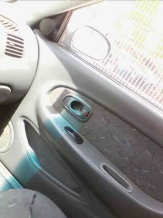 MANGUETA DELANTERA DERECHA KIA SHUMA 1.5 Comfort 5 Berlina - fotografía 6
