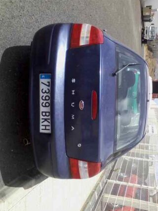 MANGUETA DELANTERA DERECHA KIA SHUMA 1.5 Comfort 5 Berlina - fotografía 8