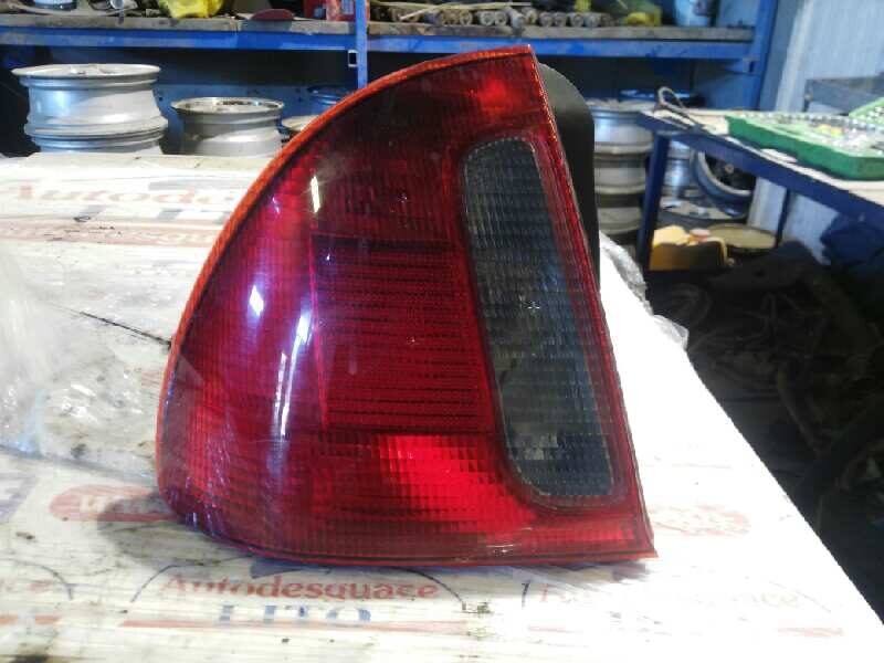 PILOTO TRASERO IZQUIERDO MG ROVER ROVER 400 (RT) 420 SDi (4-ptas.)