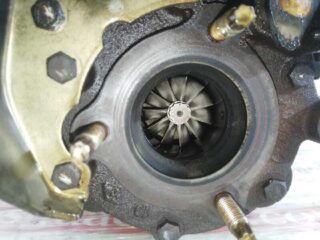 TURBOCOMPRESOR TOYOTA COROLLA VERSO (R1) 2.2 D-4D Luna - fotografía 3