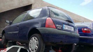 GUANTERA RENAULT CLIO II FASE I (BCB0) 1.2 - fotografía 7