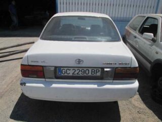 VOLANTE TOYOTA COROLLA (E11) 2.0 D Linea Terra Sedán (4-ptas.) - fotografía 5