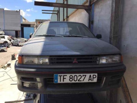 PUERTA TRASERA IZQUIERDA MITSUBISHI LANCER BERLINA (C60AC70A)